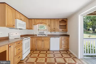 905 Oak Street, Frederick, MD 21703 - Photo 17