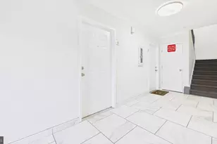 302 Baughmans, Frederick, MD 21702 - Photo 3