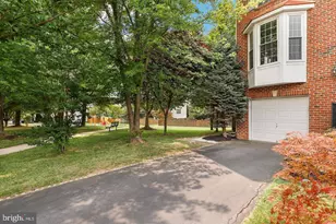 1942 Crossing Stone Ct, Frederick, MD 21702 - Photo 3