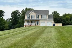 3826 Roundtree Rd, Jefferson, MD 21755 - Photo 1