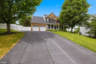 4002 Wedge Ct, Mount Airy, MD 21771 - Photo 3