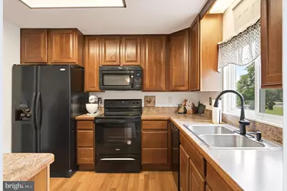 5752 Sunset View Lane, Frederick, MD 21703 - Photo 5