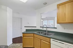 502 Bradley Ct, Frederick, MD 21703 - Photo 13