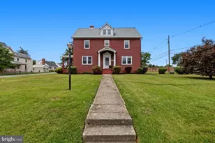 1401 N Market St, Frederick, MD 21701 - Photo 5