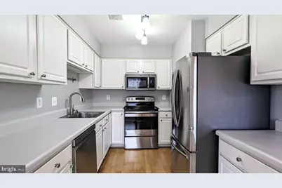 1009 Robin Hill Terrace, Frederick, MD 21702 - Photo 5