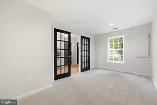 2075 Spring Run Cir, Frederick, MD 21702 - Photo 5