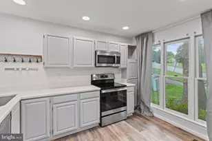 6608 E Beach Dr, New Market, MD 21774 - Photo 7