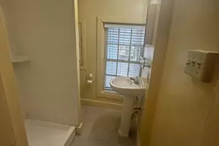 221 Market St, Frederick, MD 21701 - Photo 13