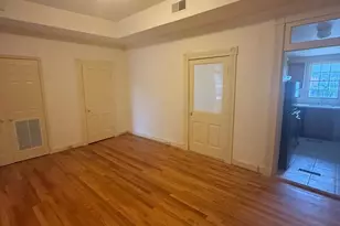 221 Market St, Frederick, MD 21701 - Photo 9