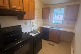 221 Market St, Frederick, MD 21701 - Photo 11