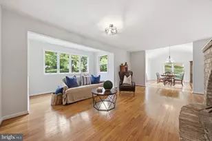 5812 Western View Pl, Mount Airy, MD 21771 - Photo 5