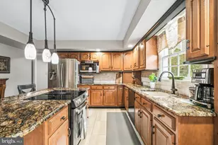 2214 W Greenleaf Dr, Frederick, MD 21702 - Photo 21