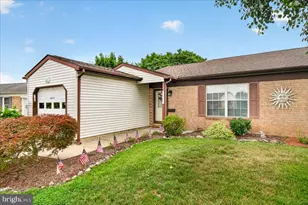5675 Barberry Ct, Frederick, MD 21703 - Photo 3