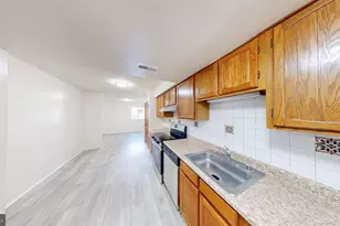 7197 Cimarron Ct, Frederick, MD 21703 - Photo 3