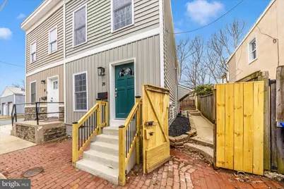 29 Winchester Street, Frederick, MD 21701 - Photo 1
