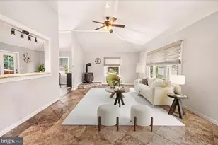 10294 Erie Way, New Market, MD 21774 - Photo 5