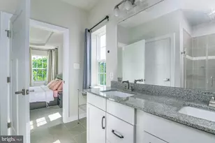 405 Potomac View Pkwy, Brunswick, MD 21716 - Photo 23