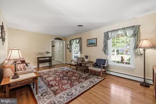 7918 Runnymeade Dr, Frederick, MD 21702 - Photo 9