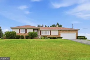 2 James St, Woodsboro, MD 21798 - Photo 1