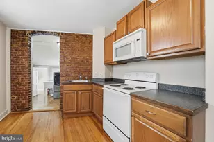 403 W South St, Frederick, MD 21701 - Photo 11