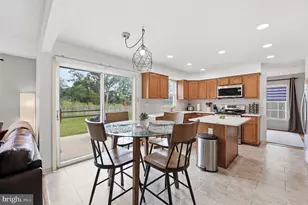 9059 Allington Manor Cir W, Frederick, MD 21703 - Photo 15