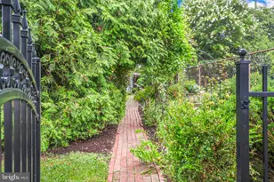 411 S Market St, Frederick, MD 21701 - Photo 45