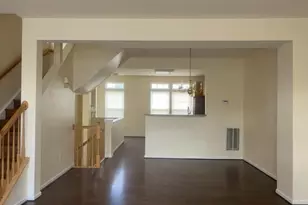 549 Eisenhower Dr, Frederick, MD 21703 - Photo 3