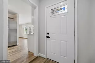 17670 Sabillasville Rd, Sabillasville, MD 21780 - Photo 11