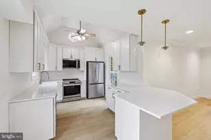 6650 Lake Front Ct, New Market, MD 21774 - Photo 3