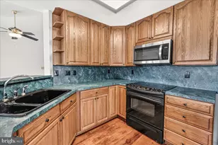 2506 Coach House Way, Frederick, MD 21702 - Photo 17