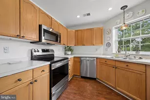 2506 Coach House Way, Frederick, MD 21702 - Photo 17