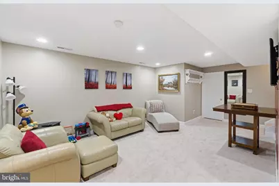 9409 Bridgewater Court W, Frederick, MD 21701 - Photo 13