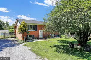 6621 Willis Ln, Frederick, MD 21702 - Photo 3