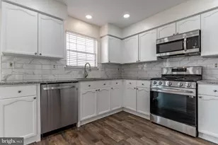 5601 Ashburn Terrace, Frederick, MD 21703 - Photo 9