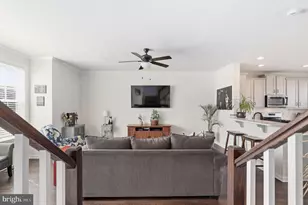 203 Longley Grn Dr, Walkersville, MD 21793 - Photo 17