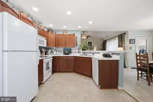 2501 Coleridge Dr, Frederick, MD 21702 - Photo 17