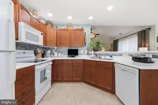 2501 Coleridge Dr, Frederick, MD 21702 - Photo 19