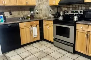 179 Stonegate Dr, Frederick, MD 21702 - Photo 9