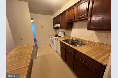 1001 Heather Ridge Drive #E, Frederick, MD 21702 - Photo 5