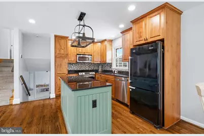 7902 Juniper Drive, Frederick, MD 21702 - Photo 11