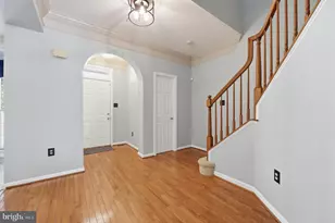 2215 Parish Ln, Frederick, MD 21701 - Photo 3