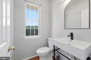 2215 Parish Ln, Frederick, MD 21701 - Photo 19