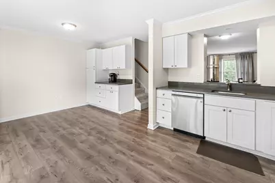 7121 Bradshaw Court E, Frederick, MD 21703 - Photo 9