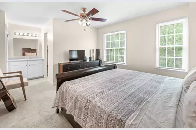 7121 Bradshaw Court E, Frederick, MD 21703 - Photo 15