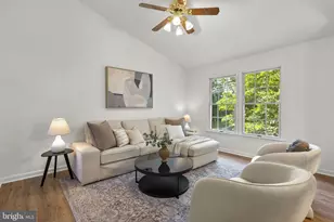 903 Chestnut St, Frederick, MD 21703 - Photo 3