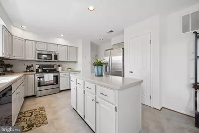 6305 Derby Circle, Frederick, MD 21703 - Photo 5