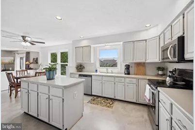 6305 Derby Circle, Frederick, MD 21703 - Photo 3