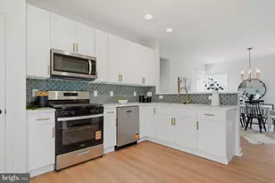1813 N Greenleese Dr N, Frederick, MD 21701 - Photo 9