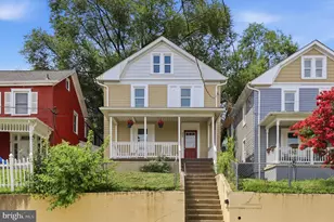 15 Maryland Ave, Brunswick, MD 21716 - Photo 1