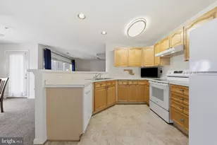 2502 Shelley Cir, Frederick, MD 21702 - Photo 17